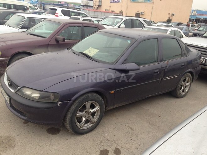 Opel Vectra 1996, 400,000 km - 1.6 l - Bakı