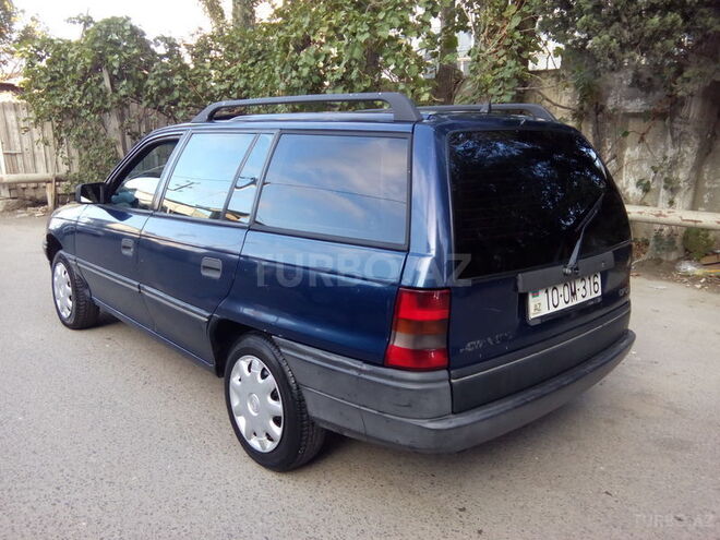 Opel Astra 1994, 280,000 km - 1.7 л - Bakı