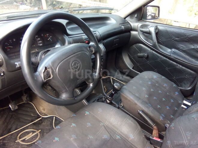 Opel Astra 1994, 280,000 km - 1.7 л - Bakı