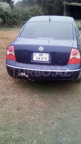 Volkswagen Passat 2002, 270,000 km - 0.3 l - Sabirabad