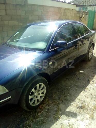 Volkswagen Passat 2002, 270,000 km - 0.3 l - Sabirabad