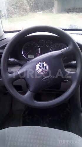 Volkswagen Passat 2002, 270,000 km - 0.3 l - Sabirabad