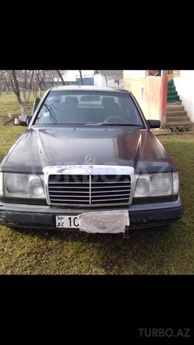 Mercedes E 200 1990, 459,175 km - 2.0 л - Qəbələ
