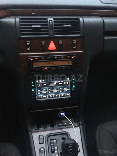 Mercedes E 240 1998, 350,000 km - 2.4 l - Bakı