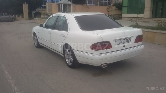 Mercedes E 230 1997, 296,480 km - 2.3 l - Sumqayıt