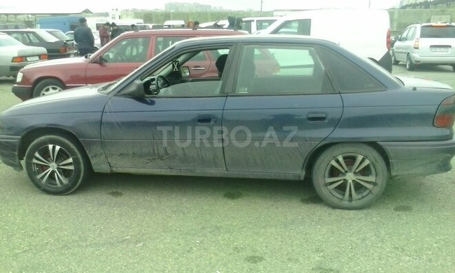 Opel Astra 1994, 300,000 km - 0.1 l - Bakı