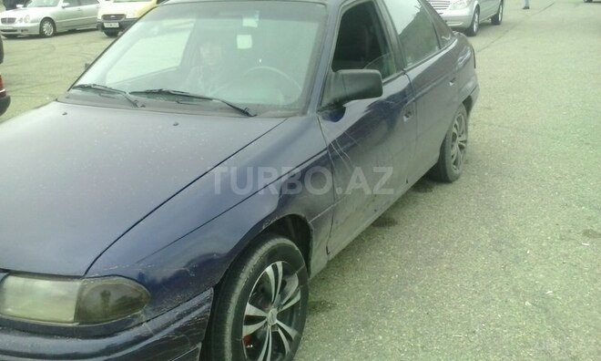 Opel Astra 1994, 300,000 km - 0.1 l - Bakı
