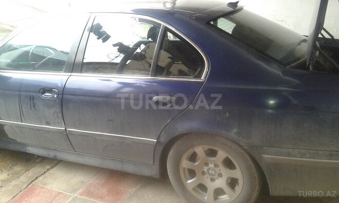 BMW 520 1997, 310,000 km - 2.0 l - Tovuz