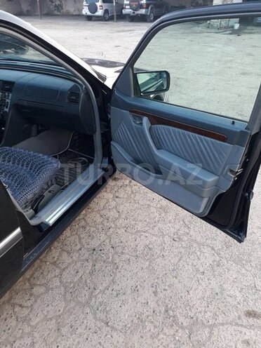Mercedes C 180 1996, 207,000 km - 1.8 l - Gəncə