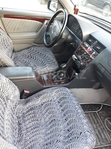 Mercedes C 180 1996, 207,000 km - 1.8 l - Gəncə