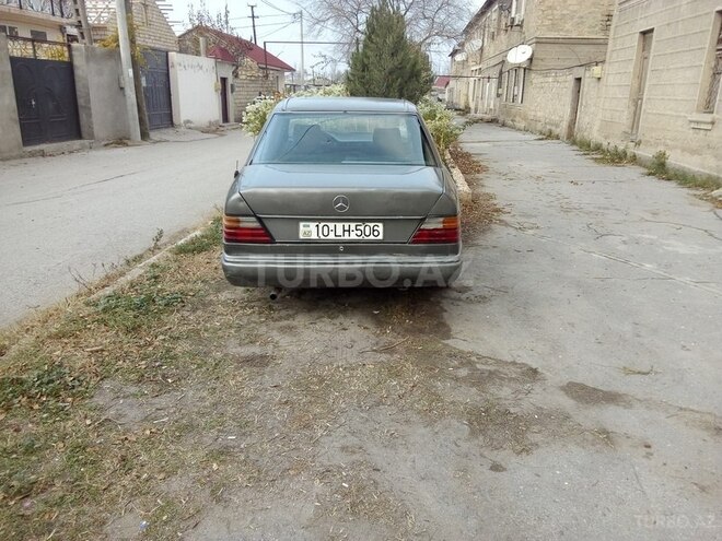 Mercedes E 230 1992, 227,414 km - 2.3 l - Sumqayıt