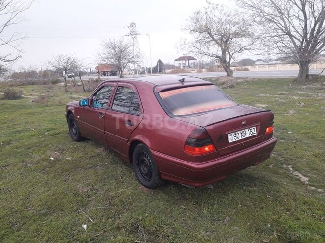 Mercedes C 180 1997, 294,000 km - 1.8 l - Sumqayıt
