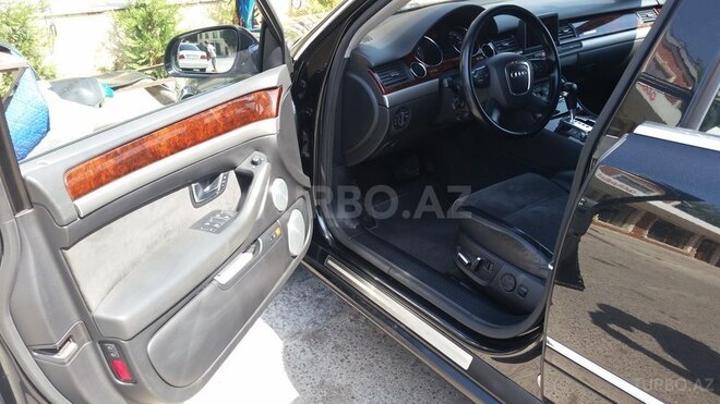 Audi A8 2008, 128,900 km - 4.2 l - Bakı
