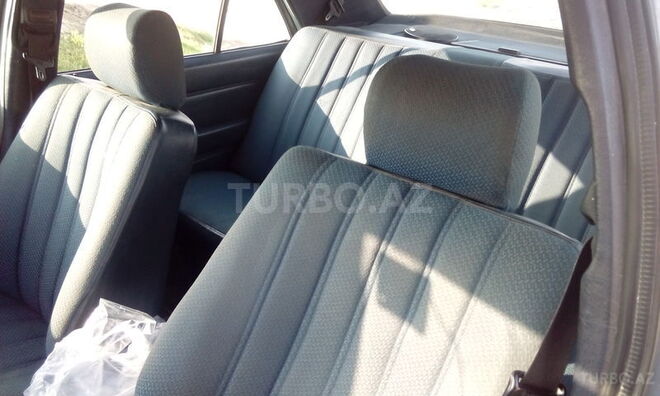 Mercedes E 300 1987, 340,000 km - 3.0 l - Sumqayıt