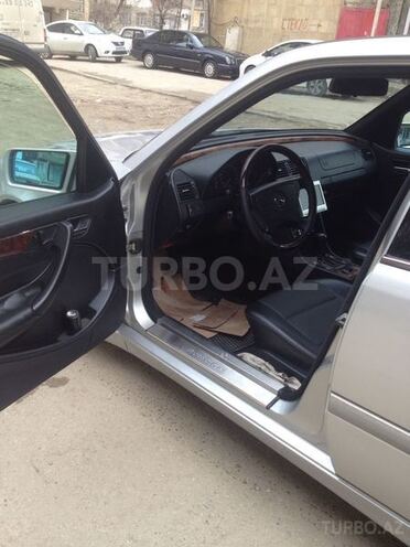 Mercedes C 240 2000, 212,500 km - 2.4 l - Bakı