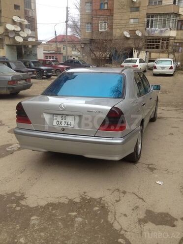 Mercedes C 240 2000, 212,500 km - 2.4 l - Bakı