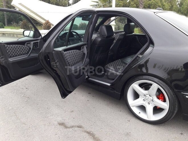 Mercedes E 320 2000, 265,000 km - 0.4 л - Bərdə