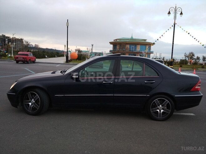 Mercedes C 240 2001, 237,000 km - 2.4 l - Xırdalan