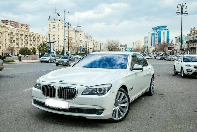 BMW 750 2010, 120,000 km - 4.4 l - Bakı