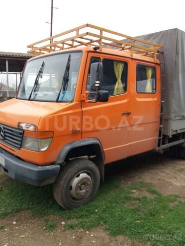 Mercedes Vario 2002, 352,300 km - 4.3 l - Salyan