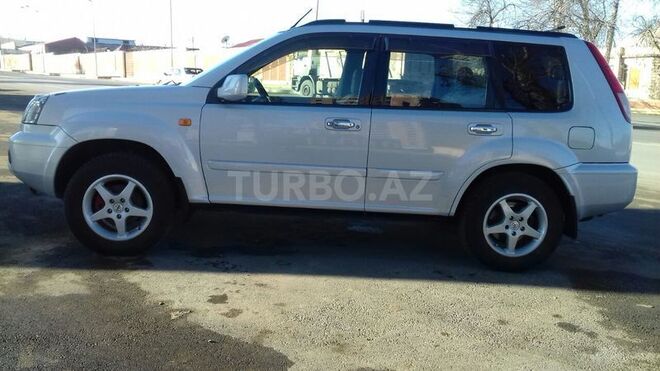 Nissan X-Trail 2001, 178,000 km - 2.0 l - Göygöl