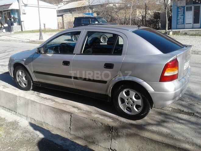 Opel Astra 1998, 15,000 km - 0.2 л - Şəki