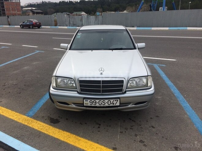 Mercedes C 220 1999, 180,200 km - 2.2 л - Bakı