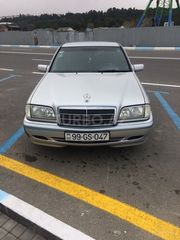 Mercedes C 220 1999, 180,200 km - 2.2 л - Bakı