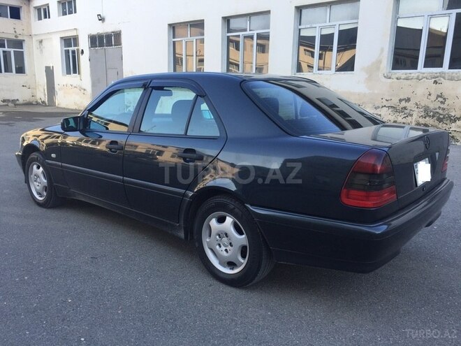 Mercedes C 200 2000, 17,500 km - 2.1 л - Bakı