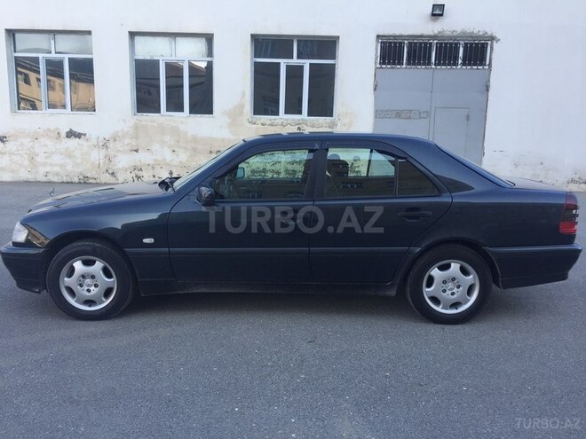 Mercedes C 200 2000, 17,500 km - 2.1 л - Bakı