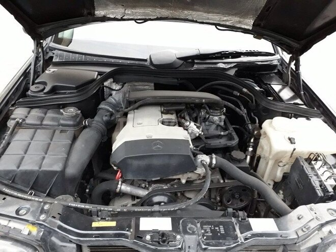 Mercedes C 200 2000, 17,500 km - 2.1 л - Bakı