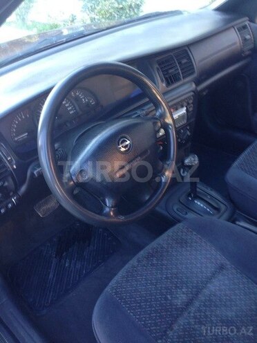 Opel Vectra 1996, 272,000 km - 1.8 l - Bakı