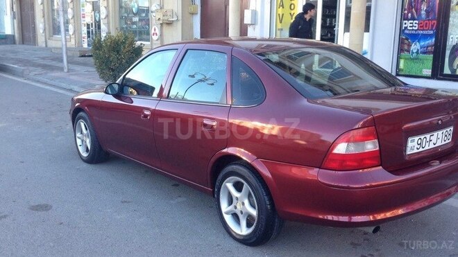 Opel Vectra 1996, 272,000 km - 1.8 l - Bakı