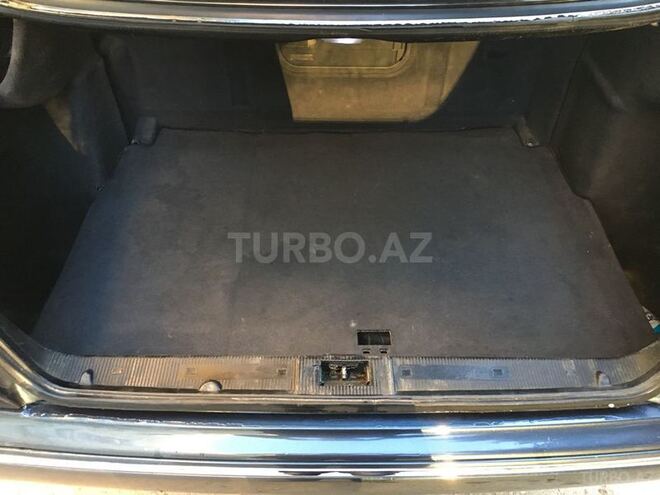 Mercedes E 280 1999, 203,000 km - 2.8 l - Bakı