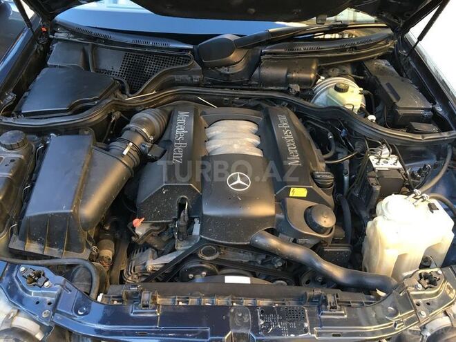 Mercedes E 280 1999, 203,000 km - 2.8 l - Bakı