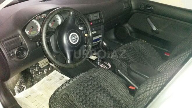 Volkswagen Golf 2003, 147,461 km - 2.0 l - Şirvan