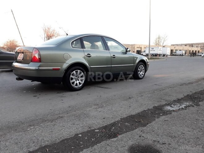 Volkswagen Passat 2001, 86,000 km - 1.8 l - Sumqayıt