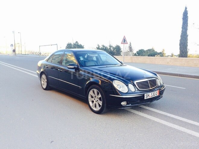 Mercedes E 270 2002, 323,543 km - 2.7 l - Bakı