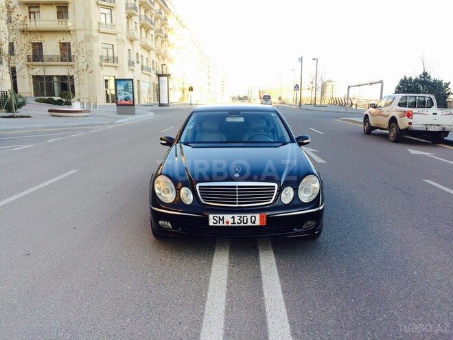 Mercedes E 270 2002, 323,543 km - 2.7 l - Bakı