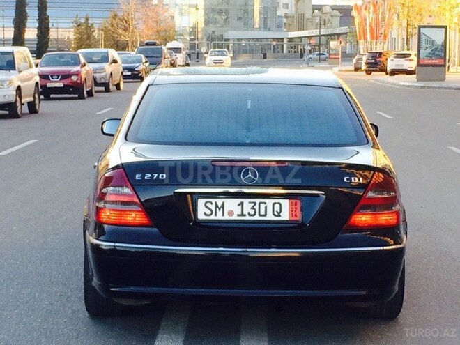 Mercedes E 270 2002, 323,543 km - 2.7 l - Bakı