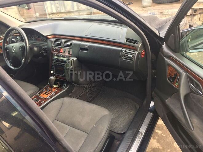 Mercedes E 320 2000, 390,000 km - 3.2 l - Bakı