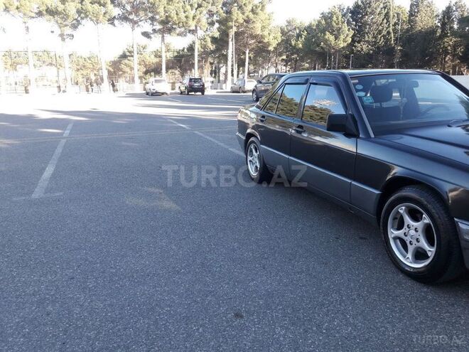 Mercedes 190 1992, 250,000 km - 2.0 л - Sumqayıt