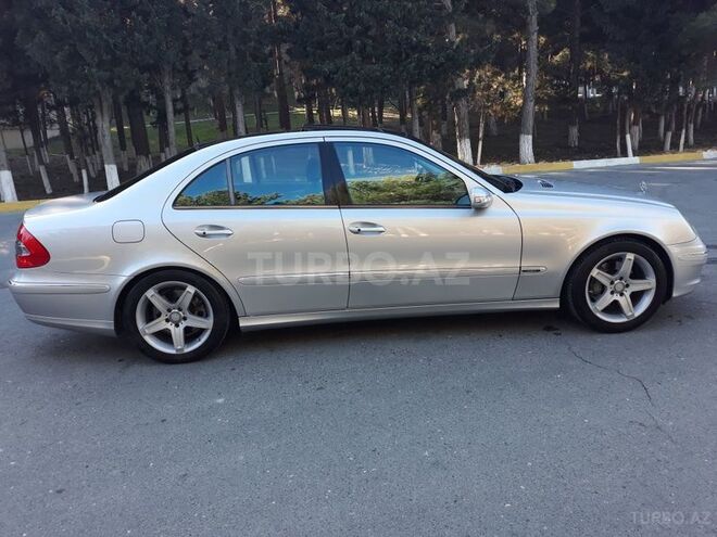Mercedes E 320 2002, 327,000 km - 3.2 l - Bakı