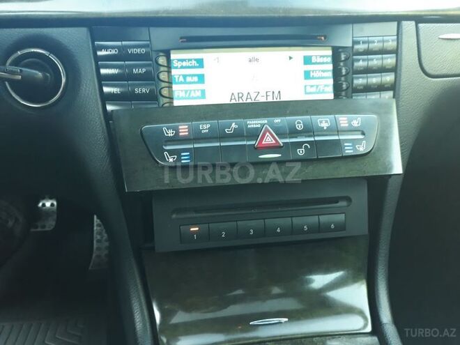 Mercedes E 320 2002, 327,000 km - 3.2 l - Bakı