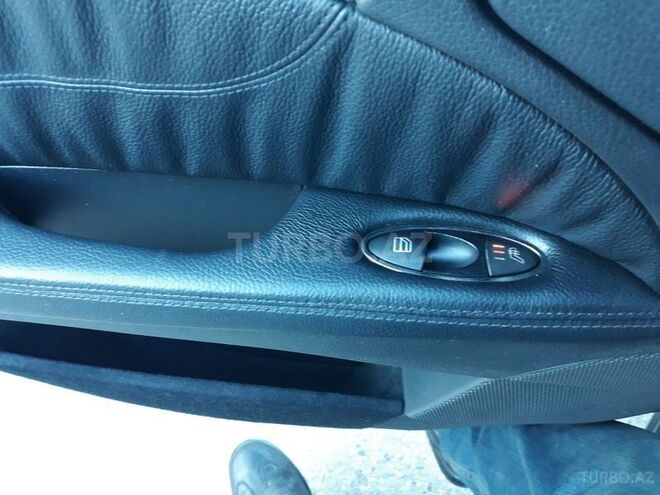Mercedes E 320 2002, 327,000 km - 3.2 l - Bakı