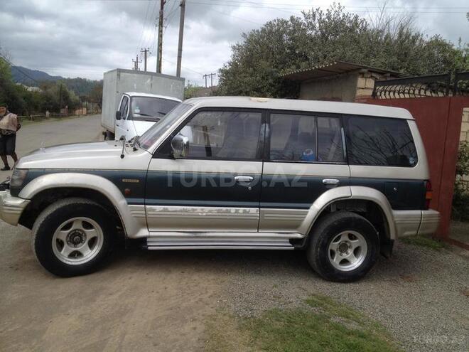 Mitsubishi Pajero 1992, 282,000 km - 2.5 l - Lənkəran