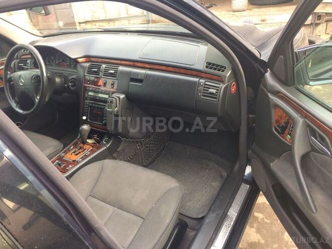 Mercedes E 320 2000, 120,000 km - 3.2 л - Bakı
