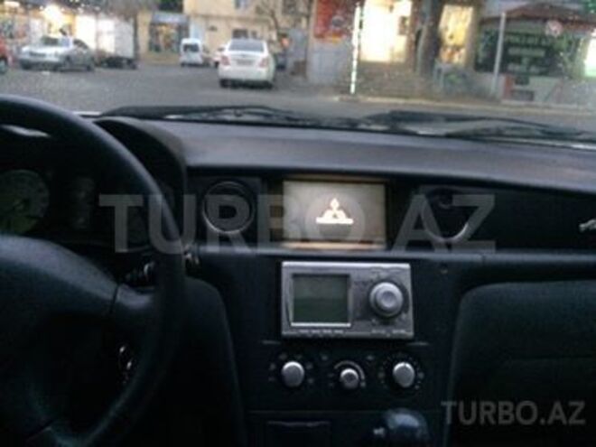 Mitsubishi Airtrek 2002, 186,600 km - 2.4 l - Bakı