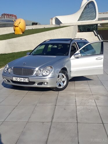 Mercedes E 220 2005, 317,000 km - 2.2 l - Bakı