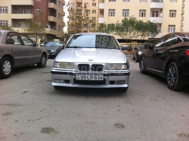 BMW 320 1992, 334,000 km - 2.0 l - Bakı